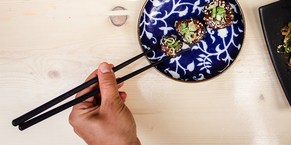 Essstäbchen mit Porzellan von TOKYO design studio