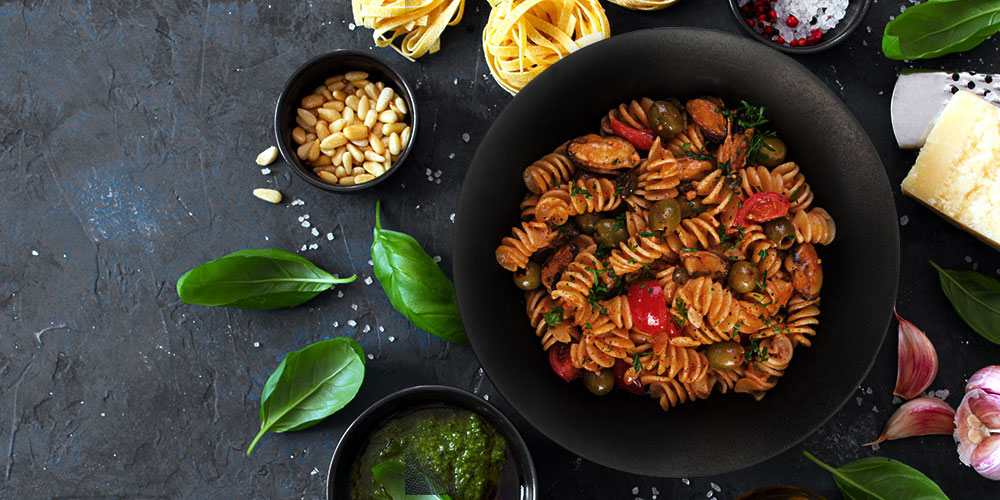 Asian soup plate with colourful pasta dish