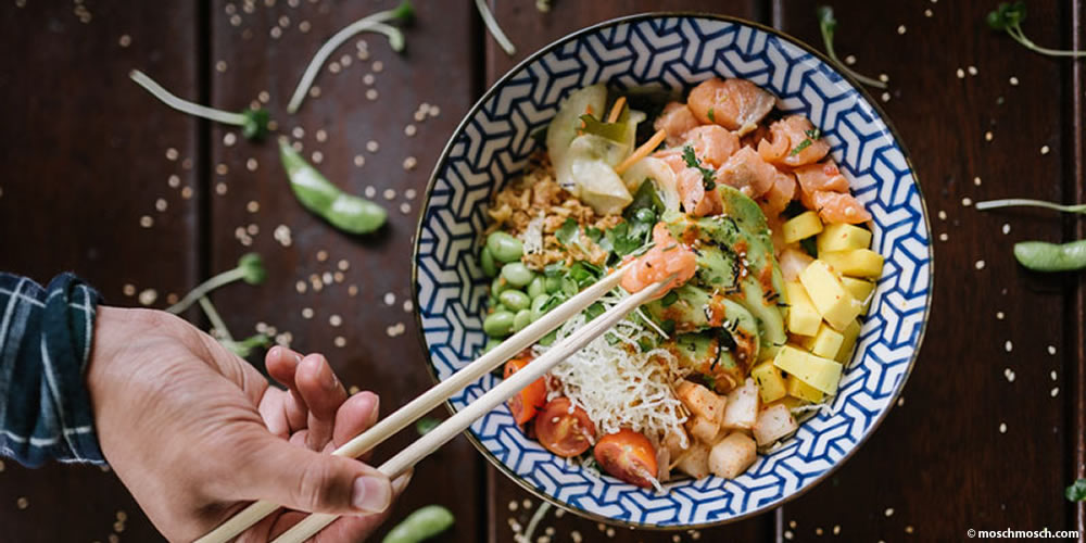 Asiatische Schale mit Essen