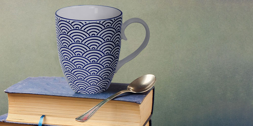 Mugs with Asian artistic design