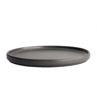 Ø 23.9x2.2cm Yuzu Black Round Plate with Rim  at Tokyo Design Studio (picture 4 of 7)