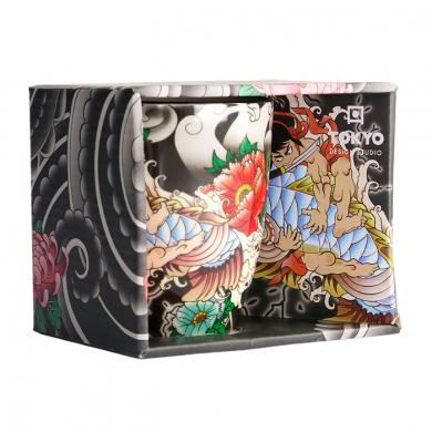 Yakuza Carp Tasse in Geschenkbox Tasse bei Tokyo Design Studio (Bild 5 von 6)