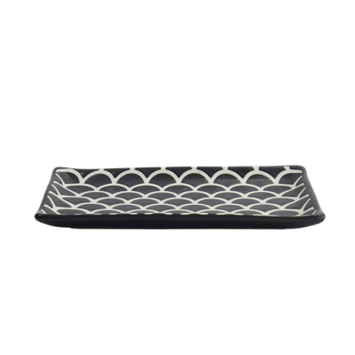 Fleur De Ligne Sushi Platte bei Tokyo Design Studio (Bild 2 von 2)