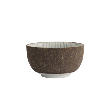 Satomaki Tokusa Schale bei Tokyo Design Studio (Bild 4 von 8)