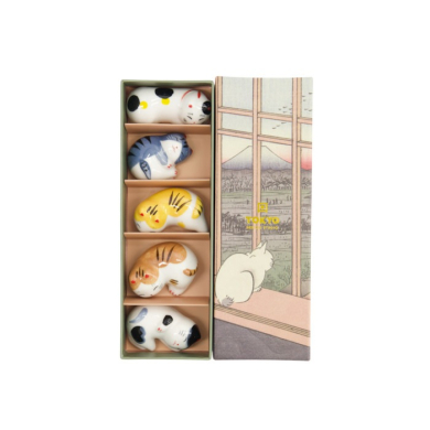 Chopstick Rest Set Kawaii Sleeping Cat Multicoloured, 5 pcs, Porcelain, Item No. 618079