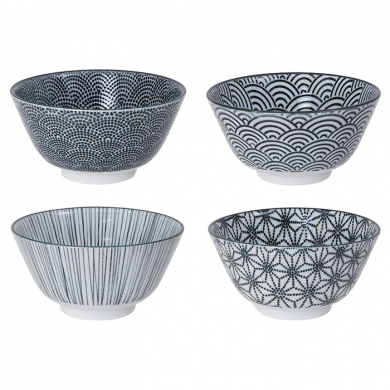 Nippon Black Schale bei Tokyo Design Studio (Bild 1 von 6)