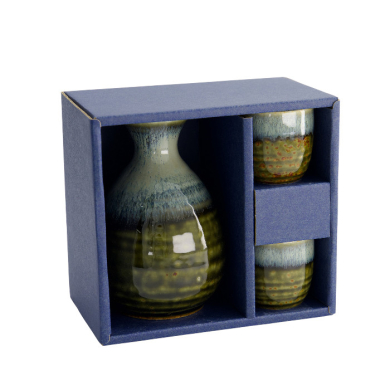 Green Cosmos SakeSet bei Tokyo Design Studio (Bild 4 von 4)