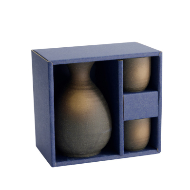 Green Cosmos SakeSet bei Tokyo Design Studio (Bild 4 von 4)