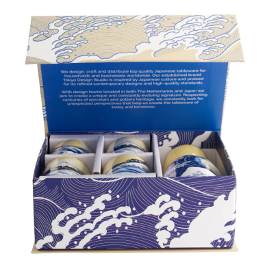 Kawaii Hokusai Sake Set bei Tokyo Design Studio (Bild 4 von 5)