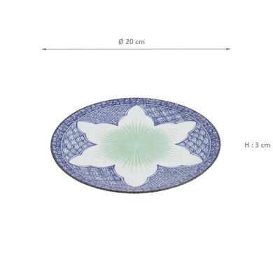 Lily Flower Plate at Tokyo Design Studio (picture 9 of 12)