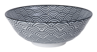 Nippon Black Soba-Schale bei Tokyo Design Studio (Bild 1 von 2)
