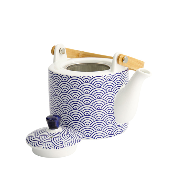 Nippon Blue Teapot at Tokyo Design Studio (picture 4 of 8)