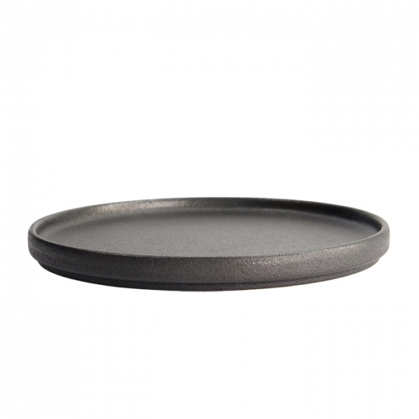 Ø 23.9x2.2cm Yuzu Black Round Plate with Rim  at Tokyo Design Studio (picture 4 of 7)