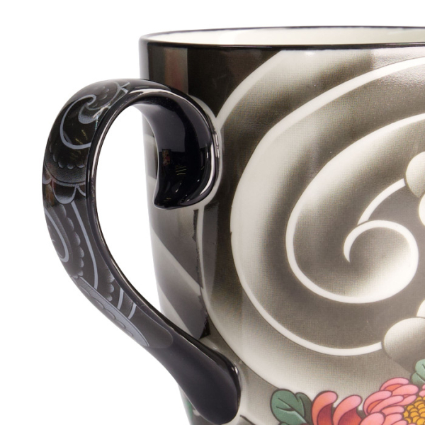 Yakuza Tiger Mug with Giftbox Mug at Tokyo Design Studio (picture 4 of 6)