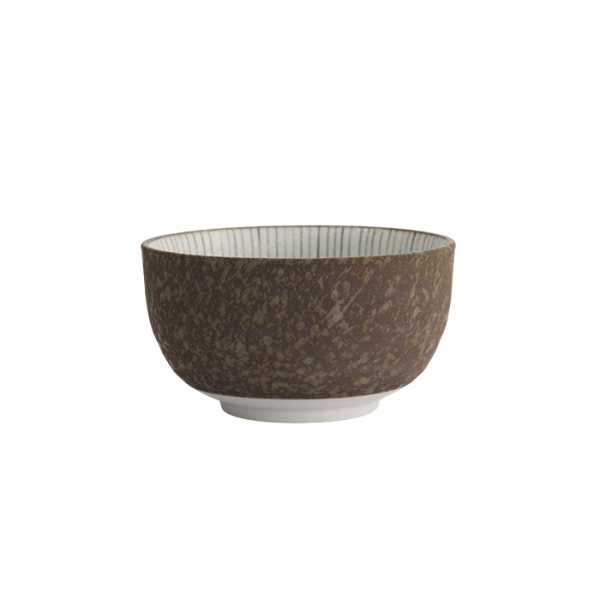 Satomaki Tokusa Schale bei Tokyo Design Studio (Bild 4 von 8)