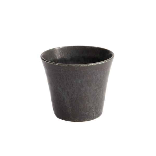 Onyx Noir Teacup at Tokyo Design Studio (picture 2 of 6)