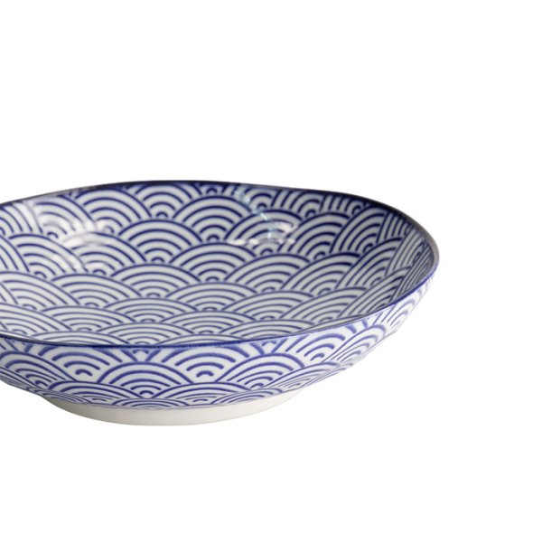 Nippon Blue Pasta-Teller bei Tokyo Design Studio (Bild 4 von 6)