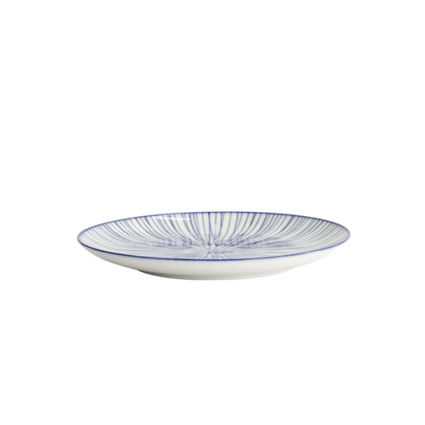 Nippon Blue Teller bei Tokyo Design Studio (Bild 3 von 6)