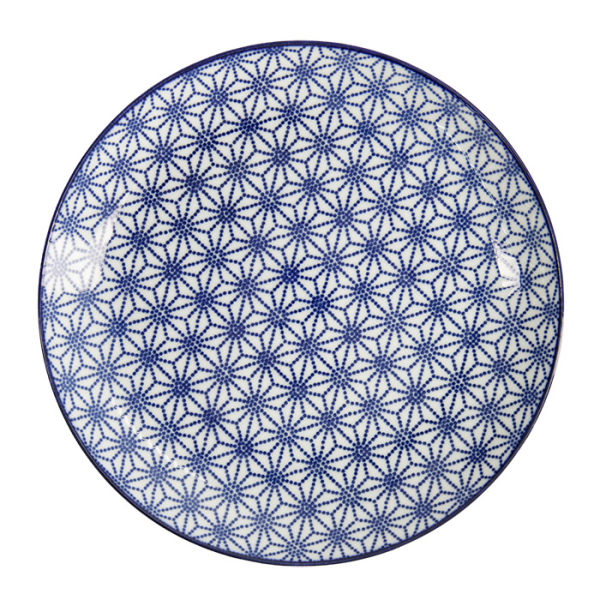 Nippon Blue Teller bei Tokyo Design Studio (Bild 2 von 6)