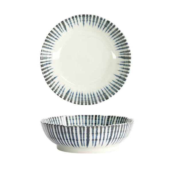 Shin Tokusa Schale bei Tokyo Design Studio (Bild 1 von 6)