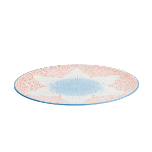 Lily Flower Plate at Tokyo Design Studio (picture 2 of 4)