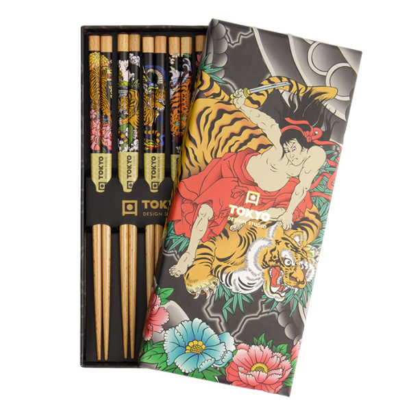 Yakuza Tiger 5 Paar Essstäbchen bei Tokyo Design Studio (Bild 1 von 4)