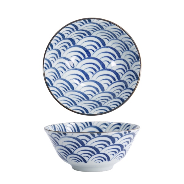 Natsu Nami Tayo-Schale bei Tokyo Design Studio (Bild 1 von 6)