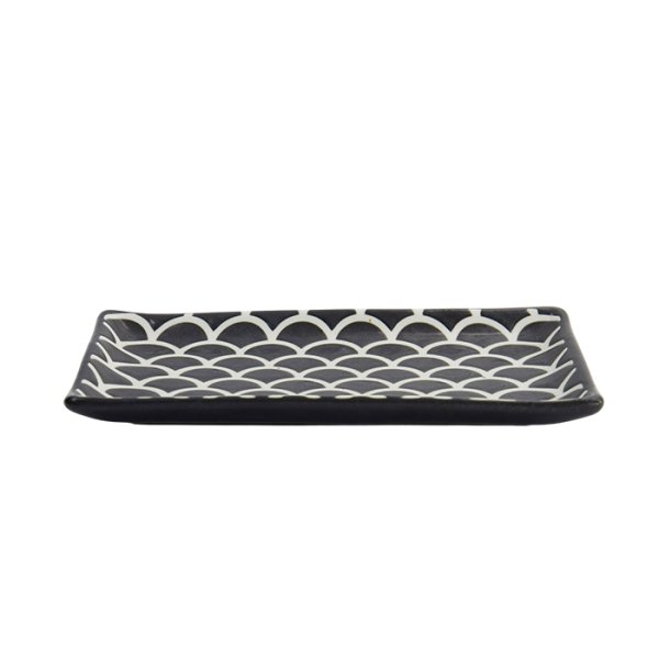 Fleur De Ligne Sushi Plate at Tokyo Design Studio (picture 2 of 2)