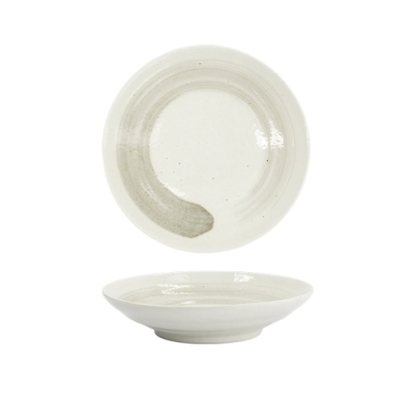 Yukishino Round Plate at Tokyo Design Studio (picture 1 of 5)