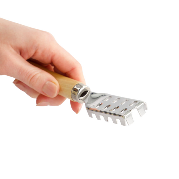 Fischschuppenentferner bei Tokyo Design Studio (Bild 3 von 5)