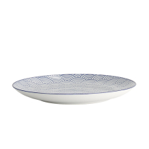 Nippon Blue Teller bei Tokyo Design Studio (Bild 3 von 6)