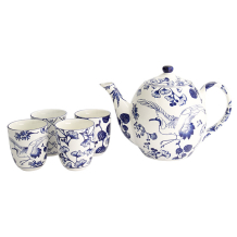 Flora Japonica Tea Set at Tokyo Design Studio (picture 2 of 9)