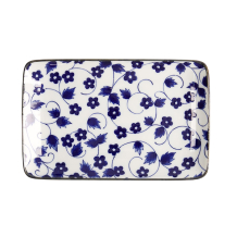 Shin Karakusa Teller bei Tokyo Design Studio (Bild 3 von 5)