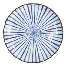 Natsu Tokusa Teller bei Tokyo Design Studio (Bild 3 von 6)