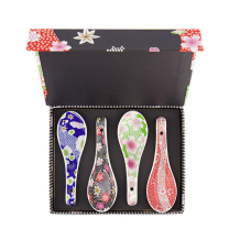 TDS, Kawaii Flower Soup-Spoon Giftset, 4pcs, Black Flowers, 14x4.4x2cm, Item No. 21328