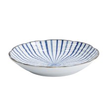 Natsu Tokusa Teller bei Tokyo Design Studio (Bild 2 von 6)